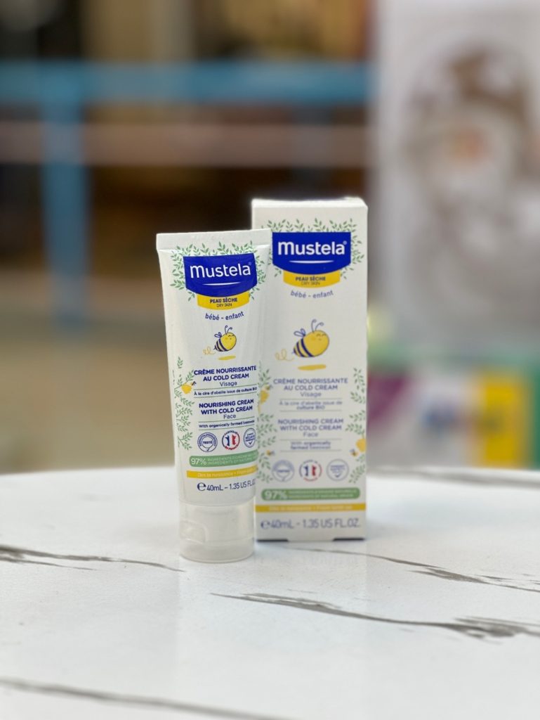 کلد کرم تغذیه کننده صورت 40 میل با عصاره آووکادو موستلا Mustela