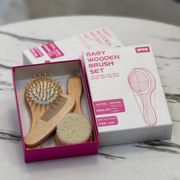 شانه و برس چوبی